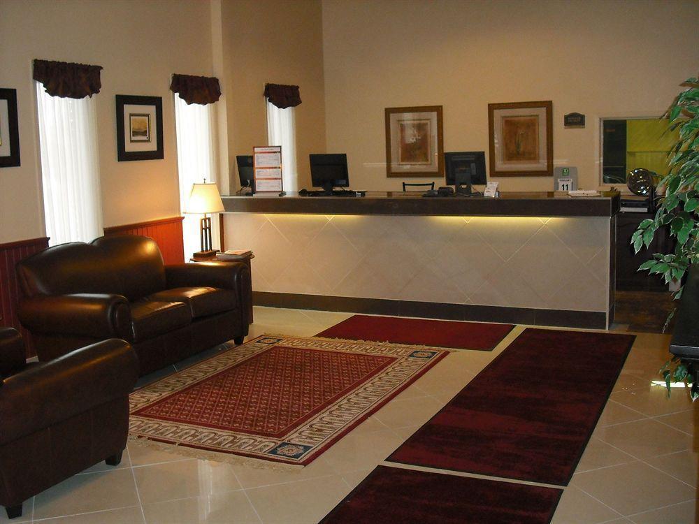 فندق ريد باين إن آند كونفرانس سينتر Alliston المظهر الخارجي الصورة